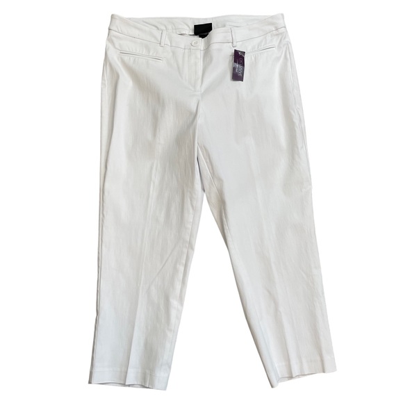Lane Bryant Pants - Lane Bryant White Straight Leg Pants Flat Front, New w/ Tags, Size 16